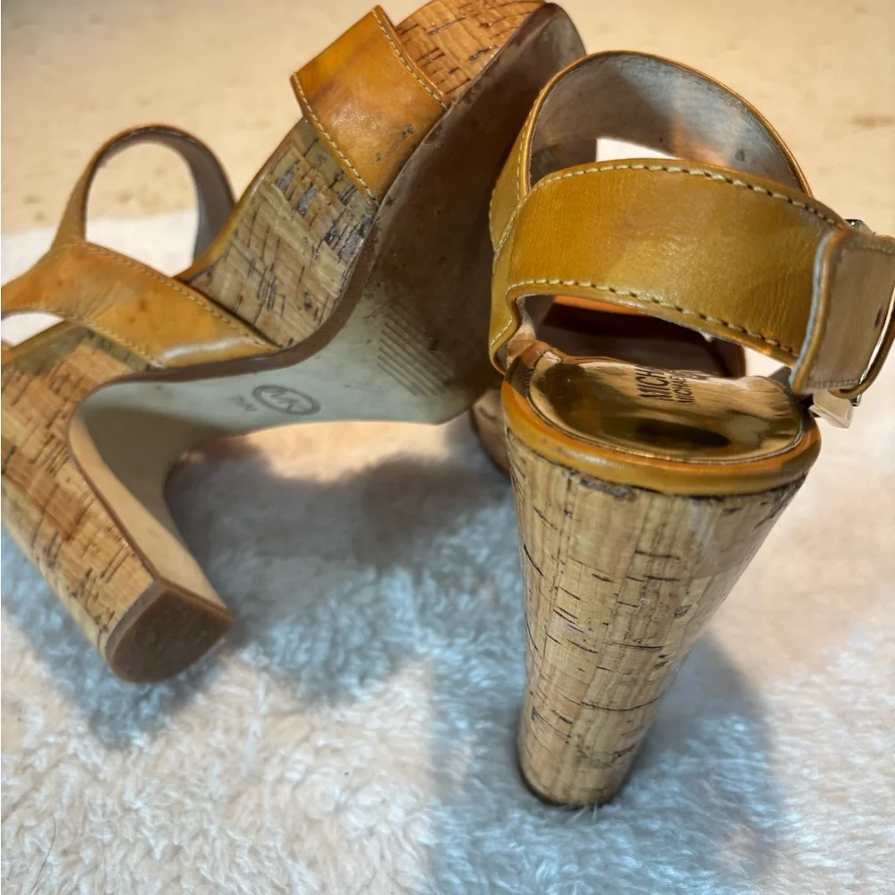Michael Kors Gold and Tan Women's Sandals - Picture 6 of 7